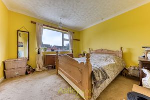 bed1- click for photo gallery